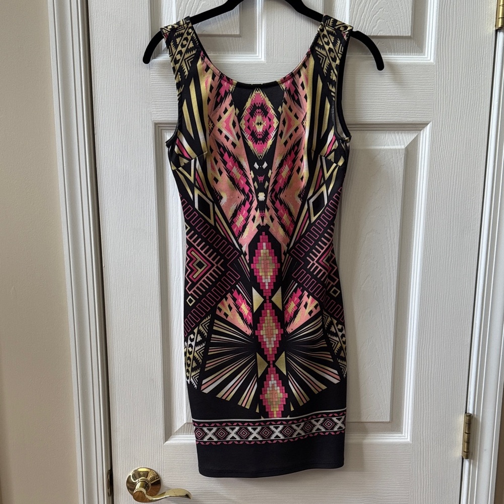 Sleeveless Geometric Dress